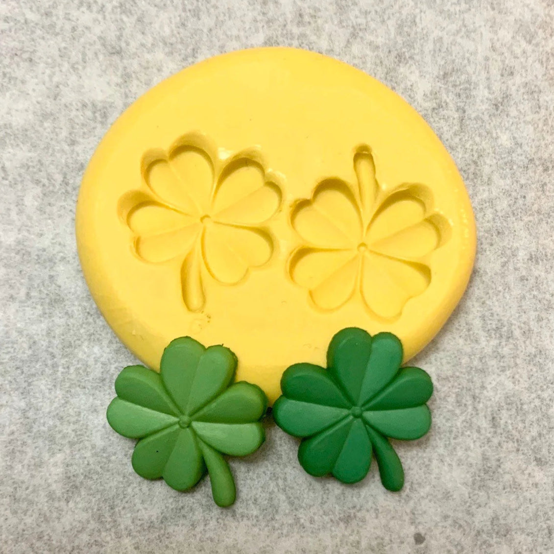Four Leaf Clover Mold