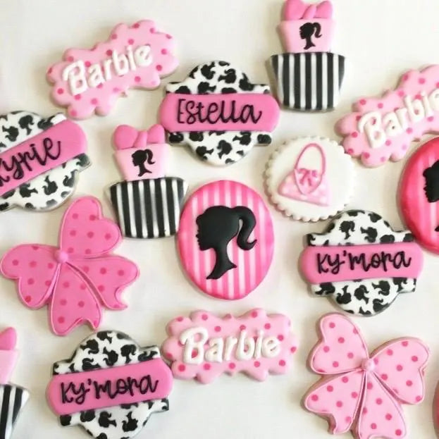 Scattered Doll Head Cookie Stencil