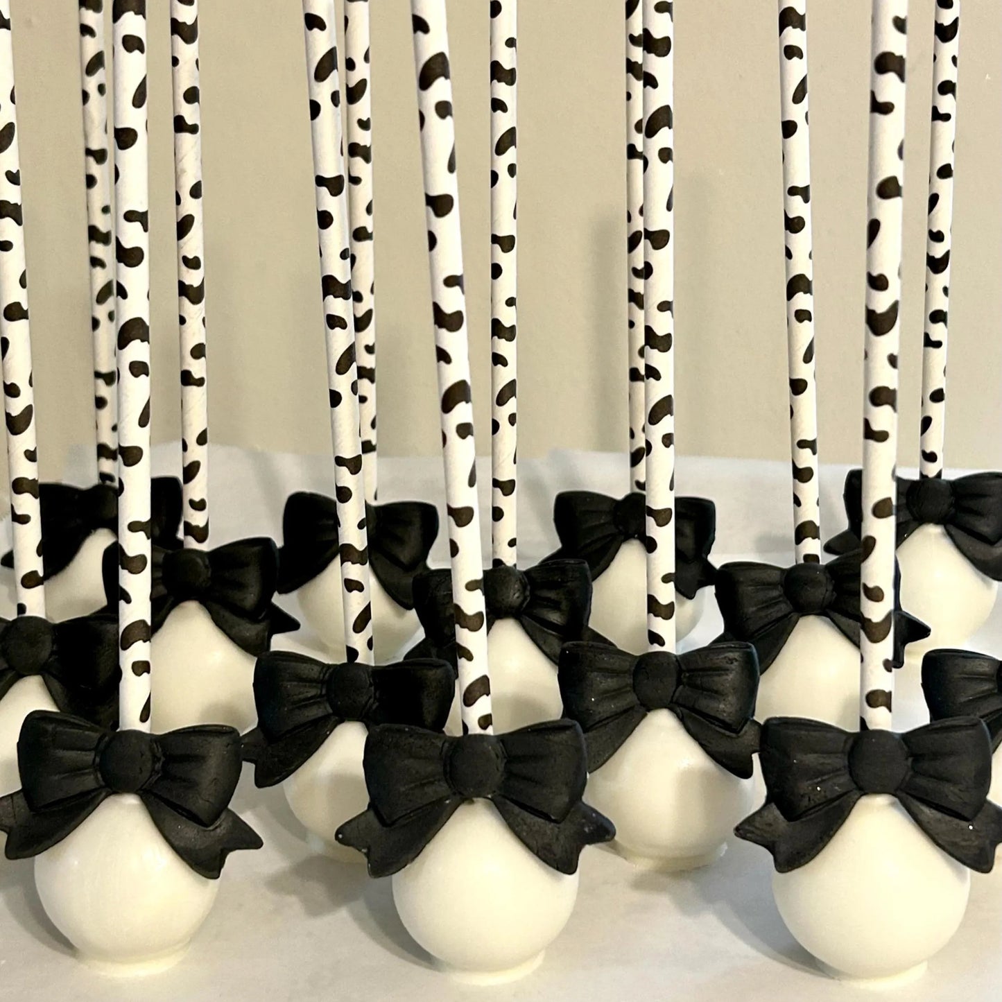 Medium Coquette Bow Mold